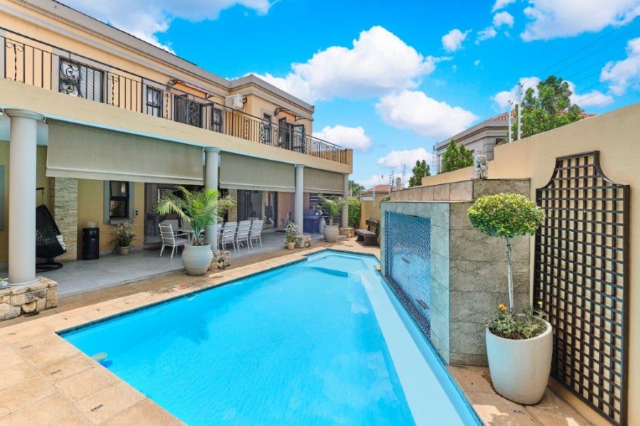 5 Bedroom Property for Sale in Bryanston Gauteng