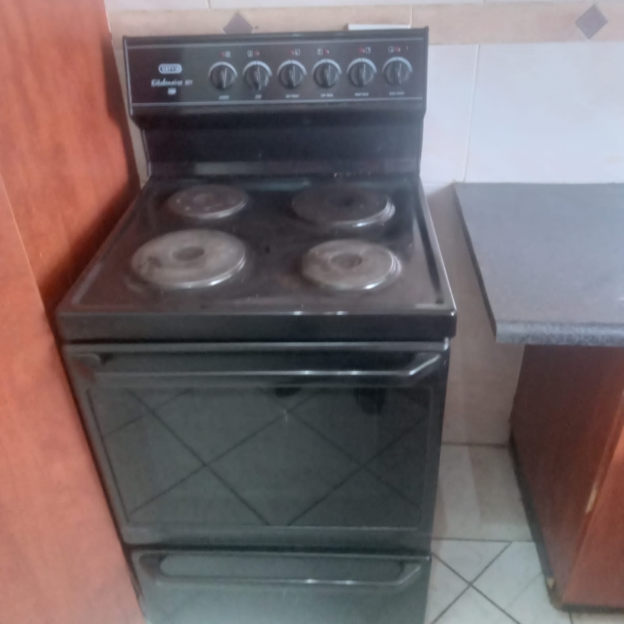 2 Bedroom Property for Sale in Kew Gauteng