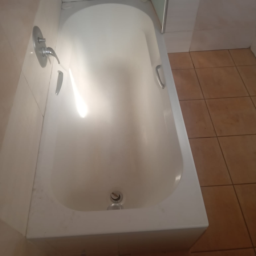 2 Bedroom Property for Sale in Kew Gauteng