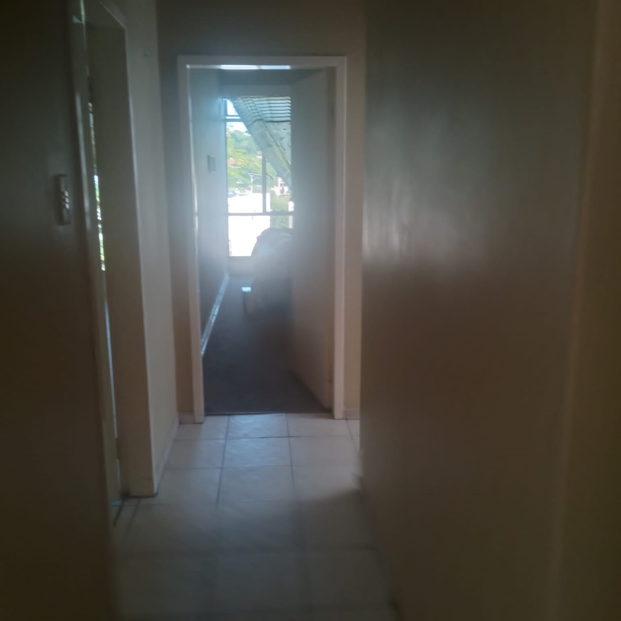 2 Bedroom Property for Sale in Kew Gauteng