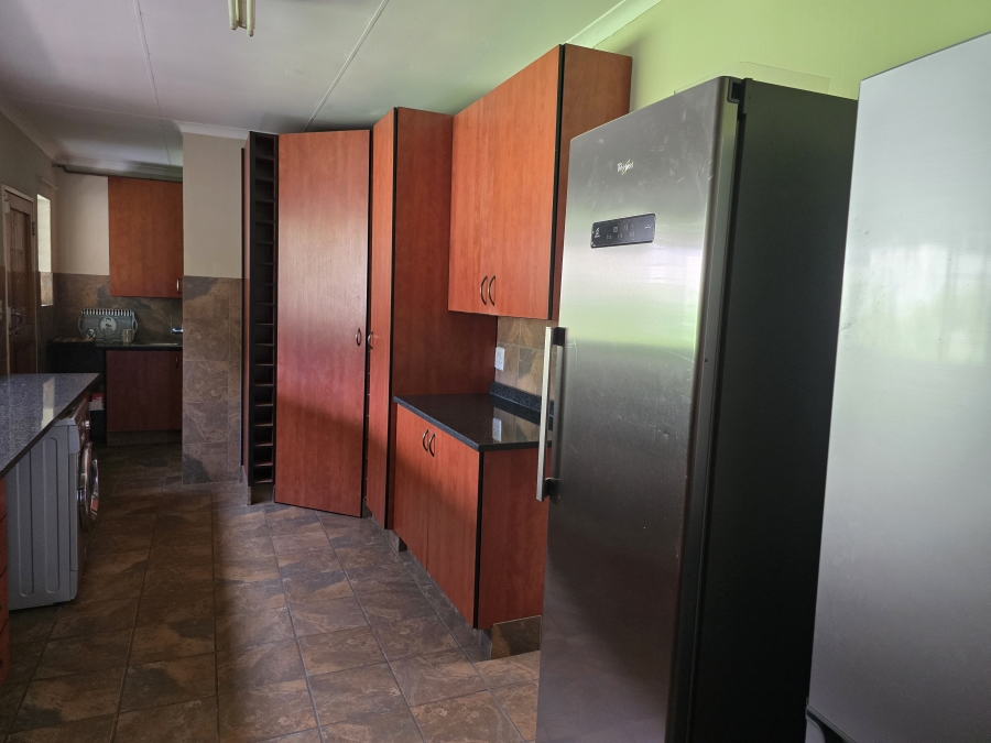 4 Bedroom Property for Sale in Waterkloof Ridge Gauteng