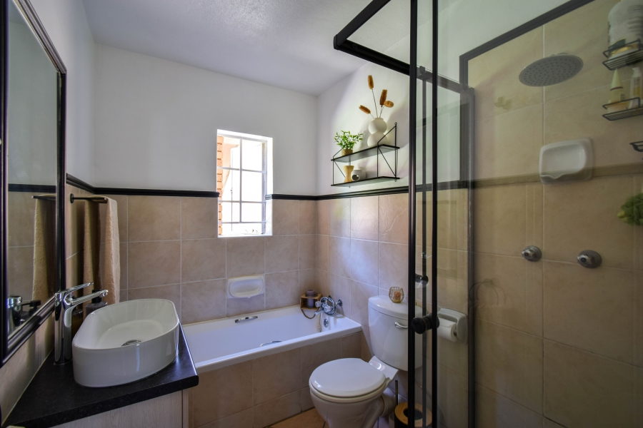 2 Bedroom Property for Sale in Moreleta Park Gauteng