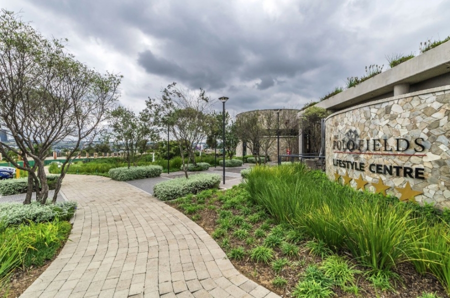 To Let 3 Bedroom Property for Rent in Waterfall Gauteng