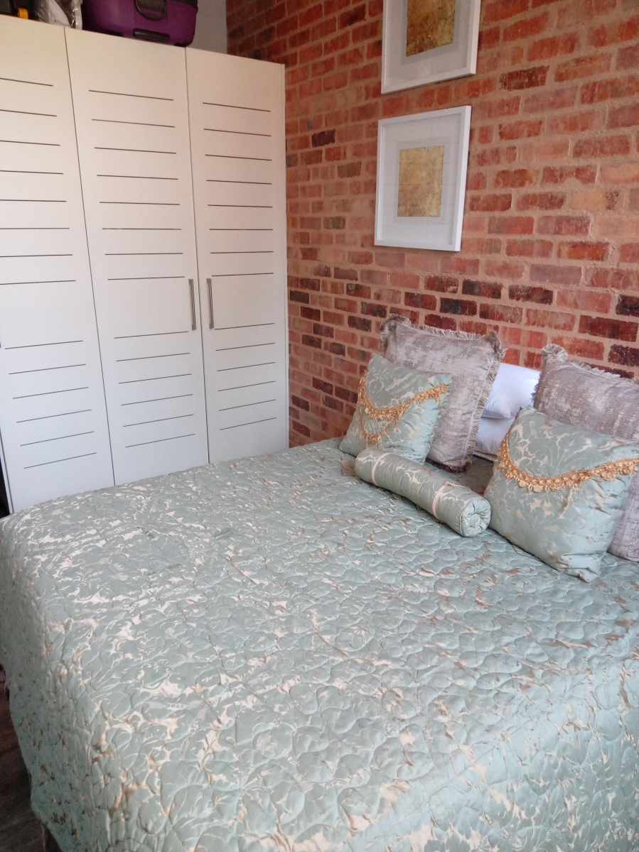 To Let 1 Bedroom Property for Rent in Braamfontein Werf Gauteng