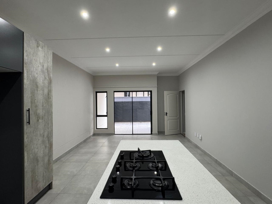 To Let 2 Bedroom Property for Rent in Bryanston Gauteng