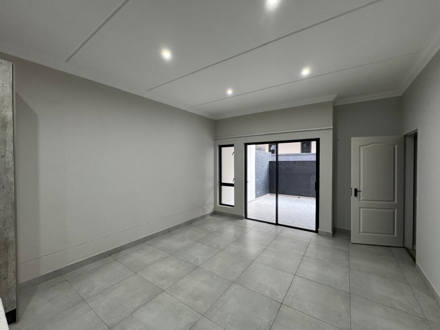 To Let 2 Bedroom Property for Rent in Bryanston Gauteng