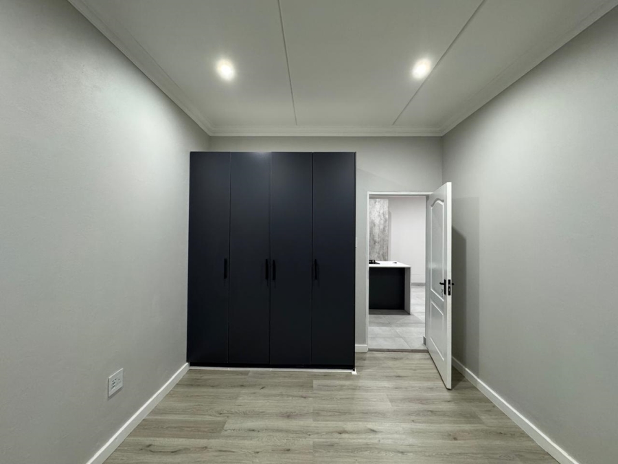 To Let 2 Bedroom Property for Rent in Bryanston Gauteng