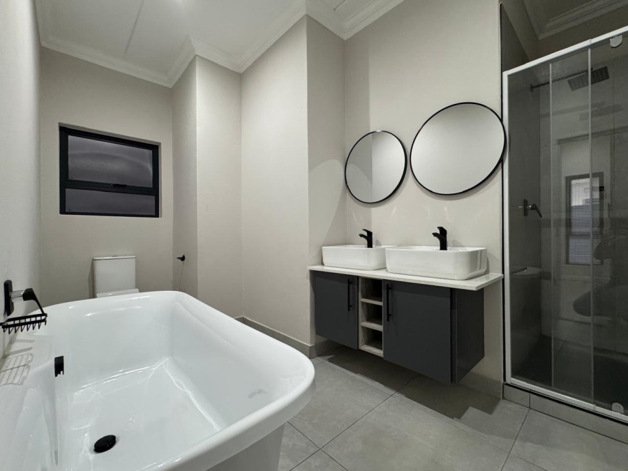 To Let 2 Bedroom Property for Rent in Bryanston Gauteng