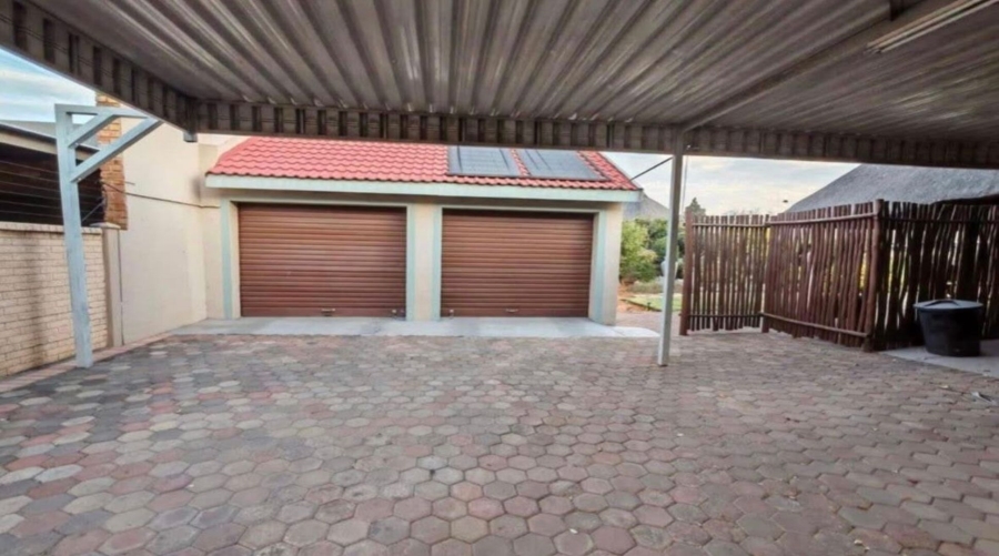 4 Bedroom Property for Sale in Vanderbijlpark SE 4 Gauteng