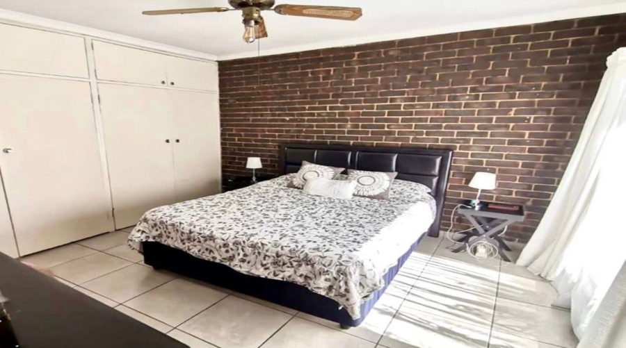 4 Bedroom Property for Sale in Vanderbijlpark SE 4 Gauteng