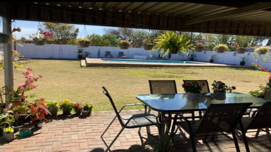 3 Bedroom Property for Sale in Sonland Park Gauteng