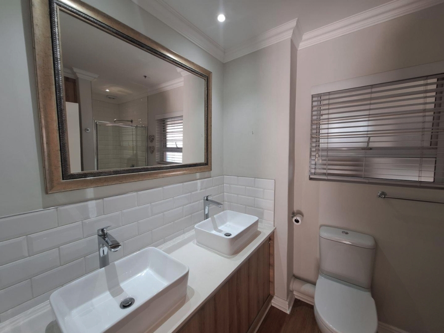 2 Bedroom Property for Sale in Greenstone Hill Gauteng