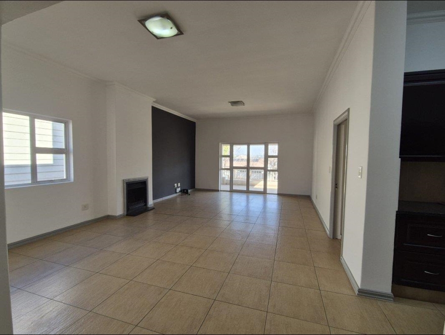 2 Bedroom Property for Sale in Greenstone Hill Gauteng