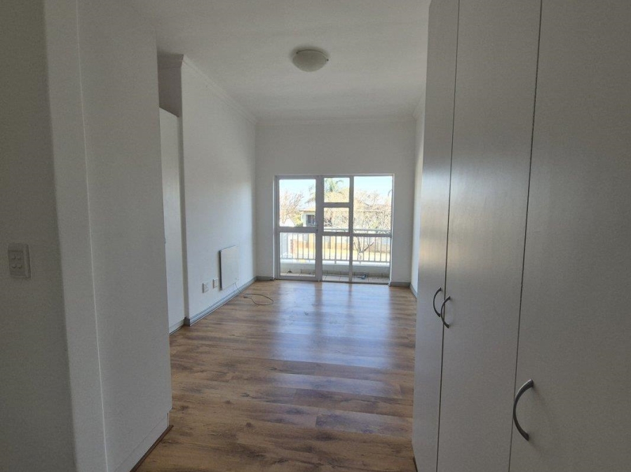 2 Bedroom Property for Sale in Greenstone Hill Gauteng