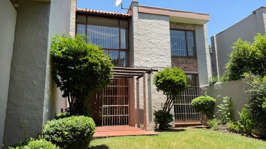 To Let 3 Bedroom Property for Rent in Morningside Gauteng