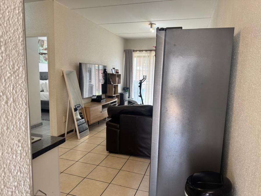 2 Bedroom Property for Sale in Hoogland Gauteng