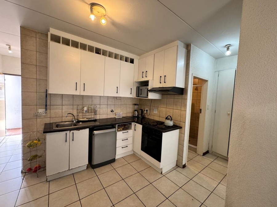 2 Bedroom Property for Sale in Hoogland Gauteng