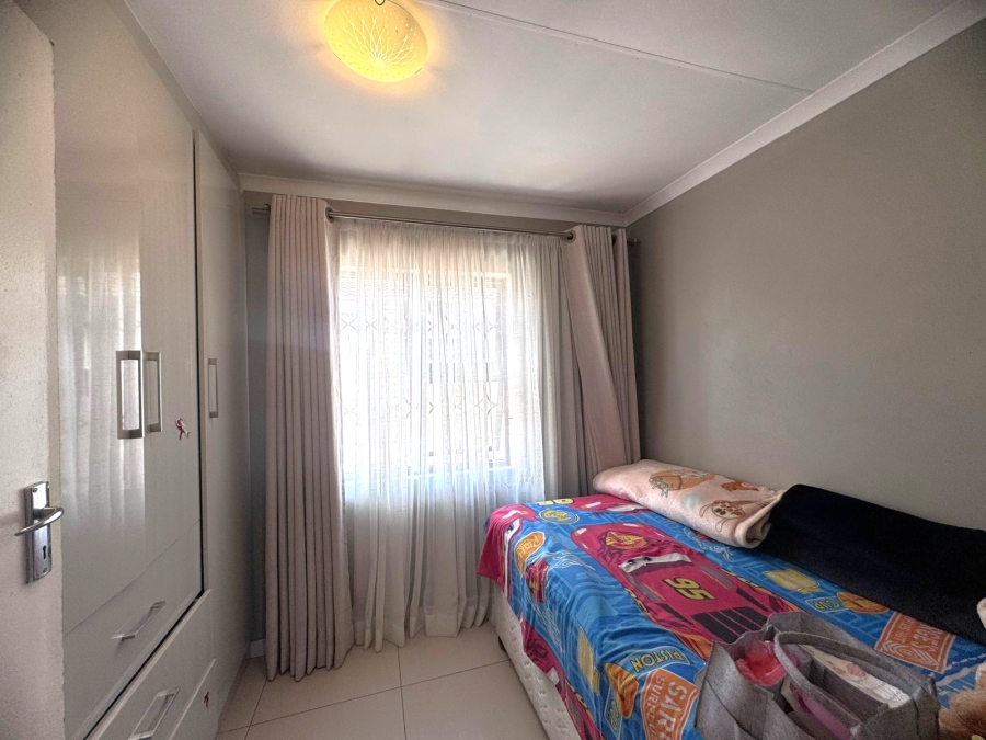 4 Bedroom Property for Sale in Klippoortje Gauteng