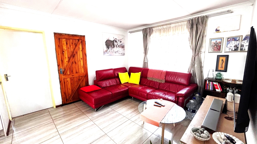 3 Bedroom Property for Sale in Dawn Park Gauteng