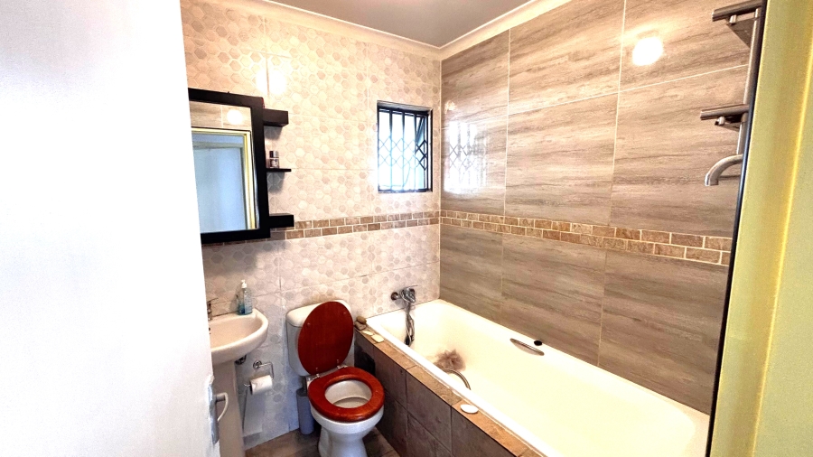 3 Bedroom Property for Sale in Dawn Park Gauteng