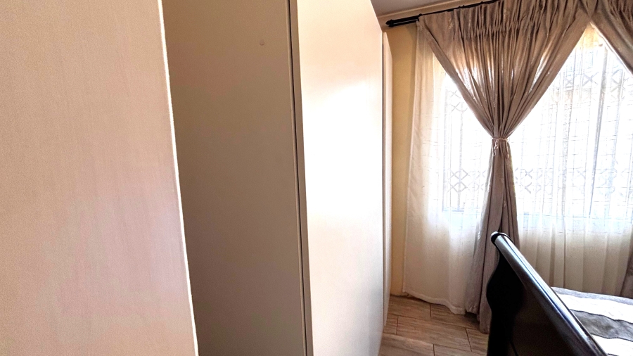 3 Bedroom Property for Sale in Dawn Park Gauteng