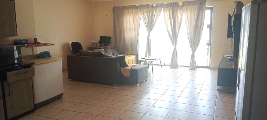 2 Bedroom Property for Sale in Ravenswood Gauteng