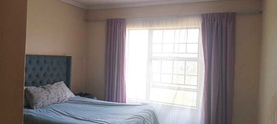 2 Bedroom Property for Sale in Ravenswood Gauteng