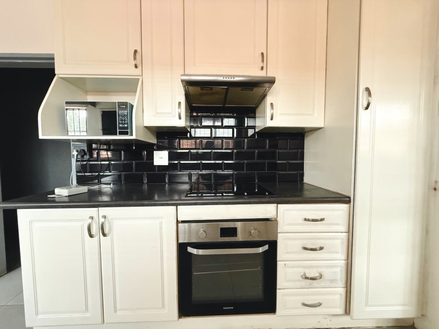 3 Bedroom Property for Sale in Witpoortjie Gauteng