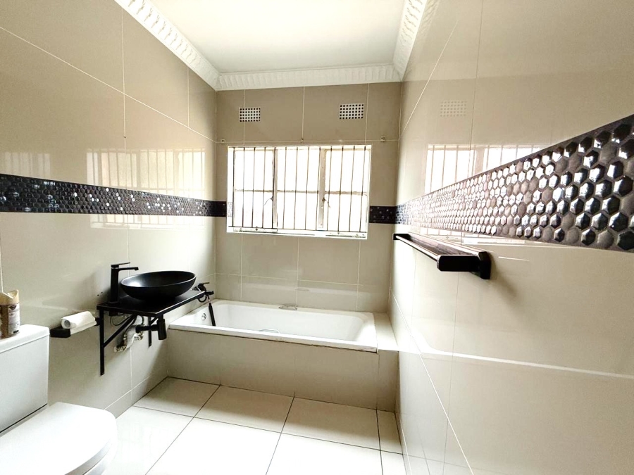 3 Bedroom Property for Sale in Witpoortjie Gauteng