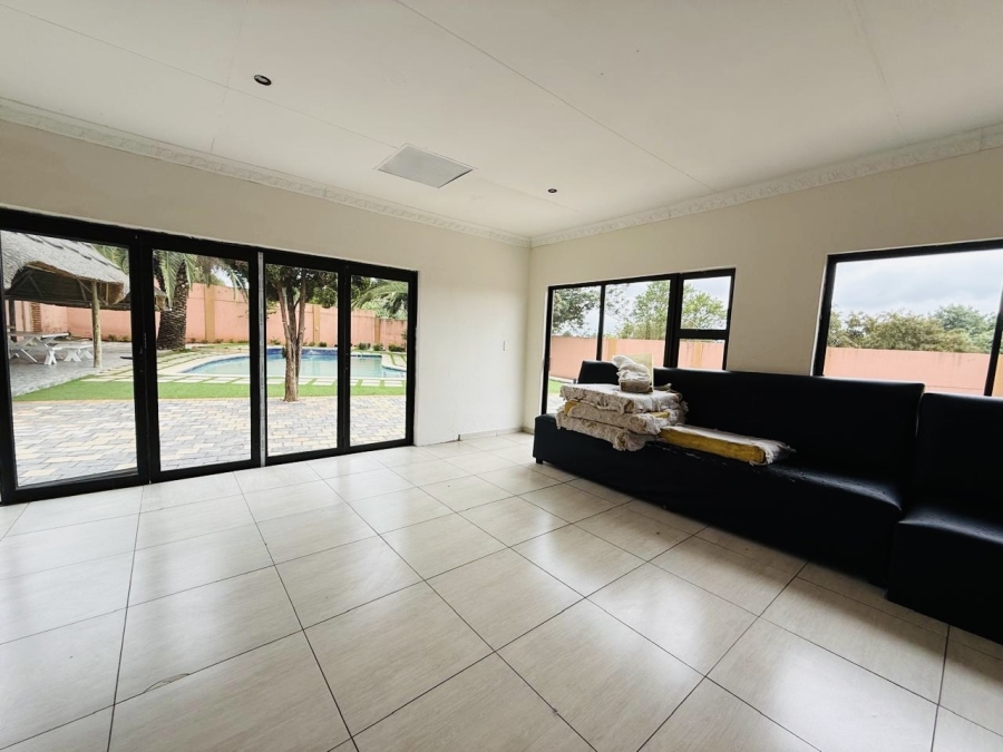 3 Bedroom Property for Sale in Witpoortjie Gauteng