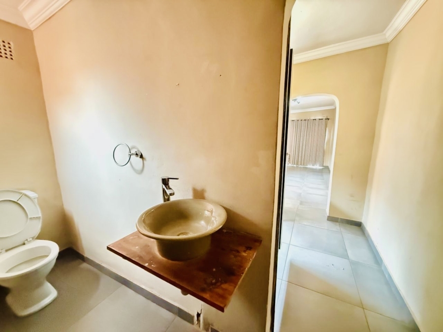 3 Bedroom Property for Sale in Witpoortjie Gauteng