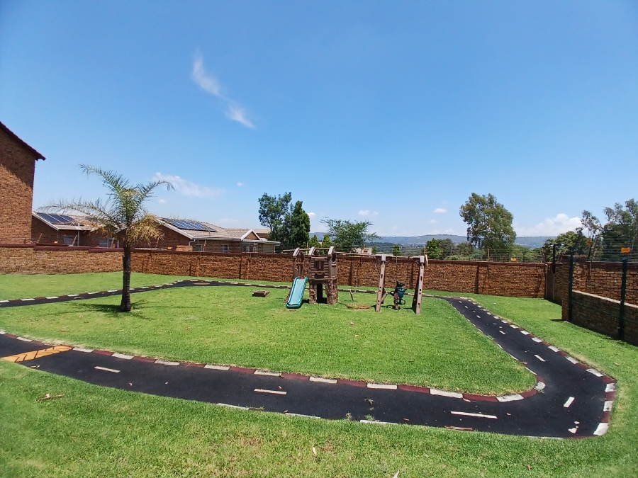 2 Bedroom Property for Sale in Honeypark Gauteng