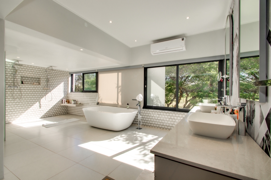 To Let 4 Bedroom Property for Rent in Dainfern Golf Estate Gauteng