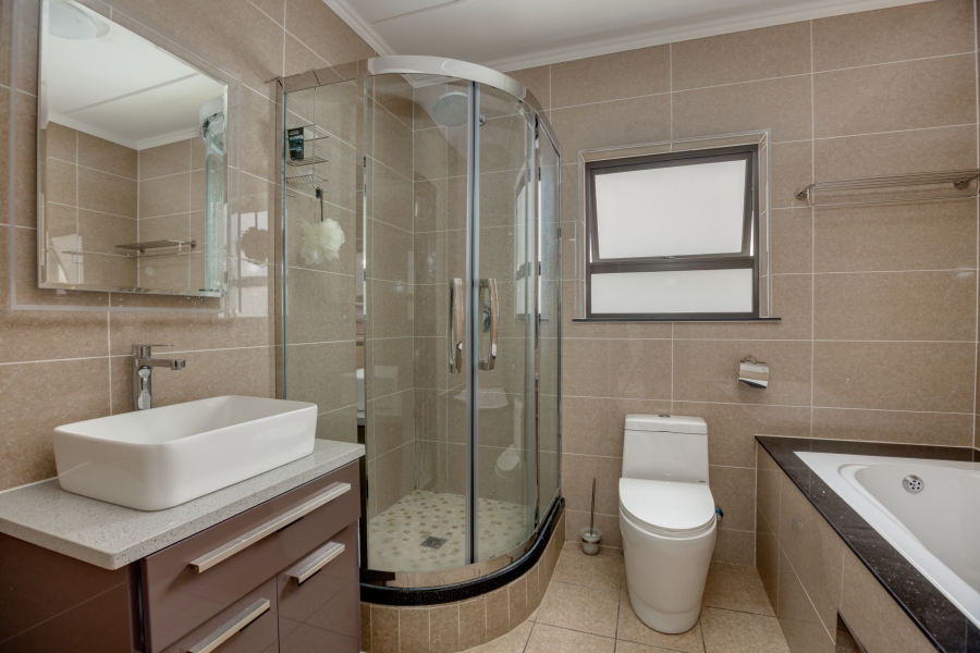 To Let 3 Bedroom Property for Rent in Fourways Gauteng