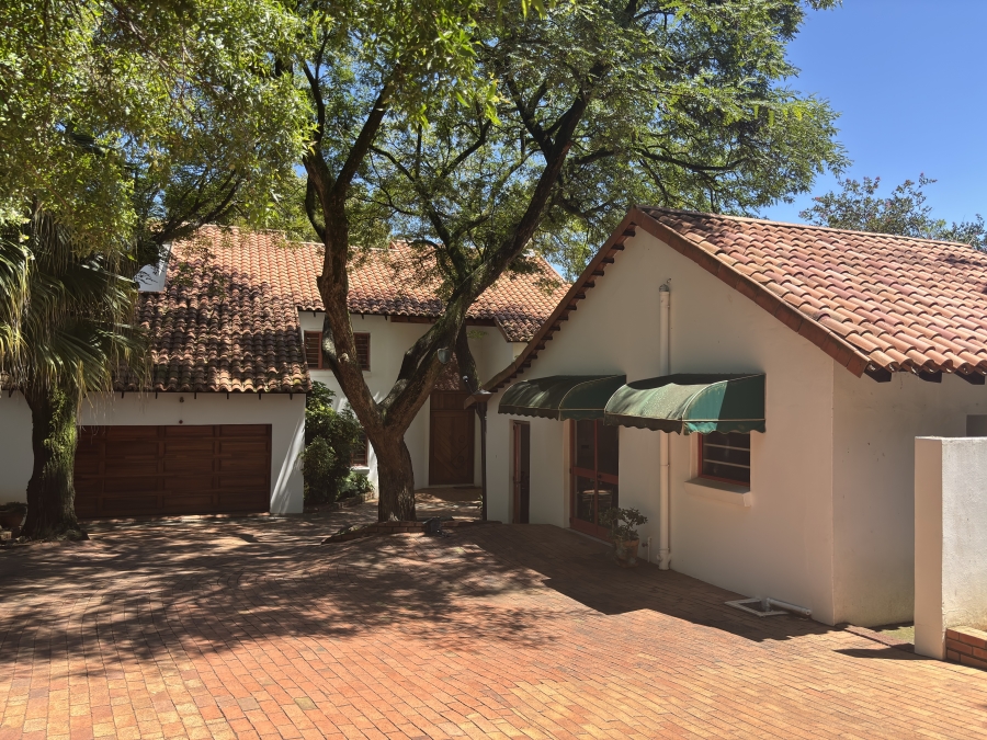 4 Bedroom Property for Sale in Waterkloof Gauteng