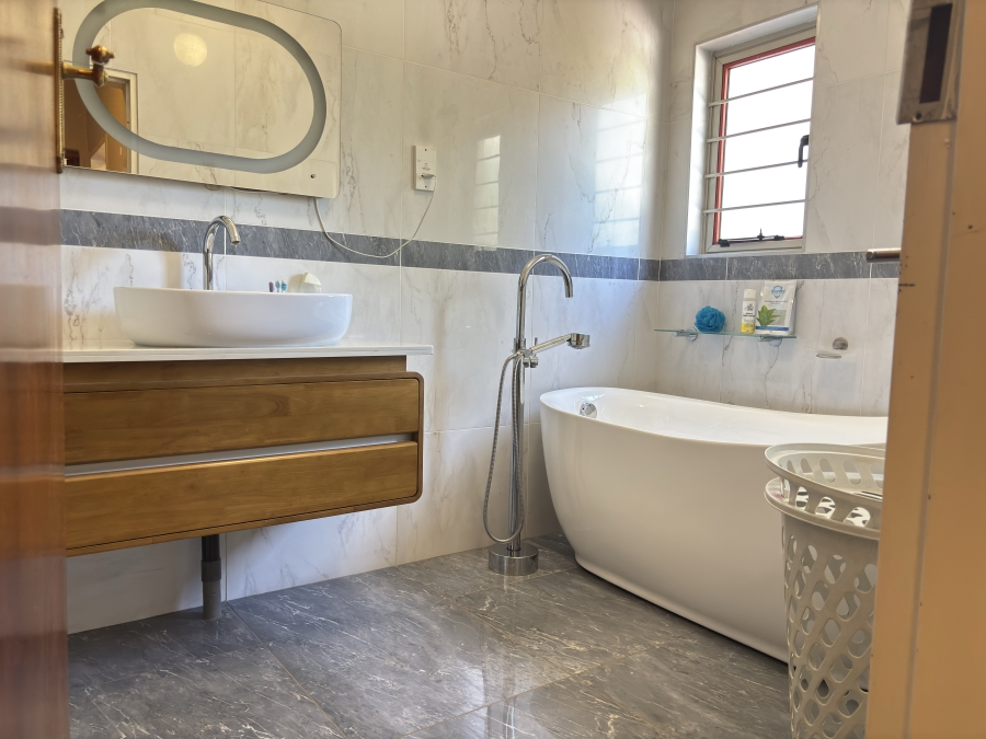 4 Bedroom Property for Sale in Waterkloof Gauteng