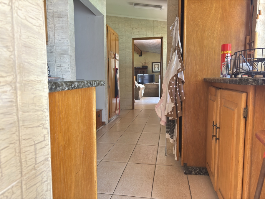 4 Bedroom Property for Sale in Waterkloof Gauteng