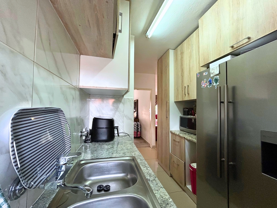 2 Bedroom Property for Sale in Zwartkop Gauteng