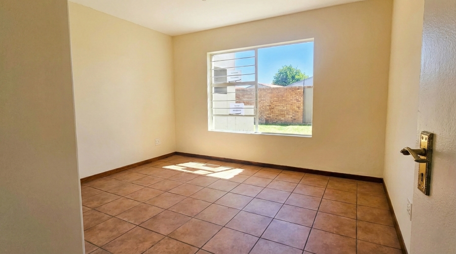 2 Bedroom Property for Sale in Van Dyk Park Gauteng