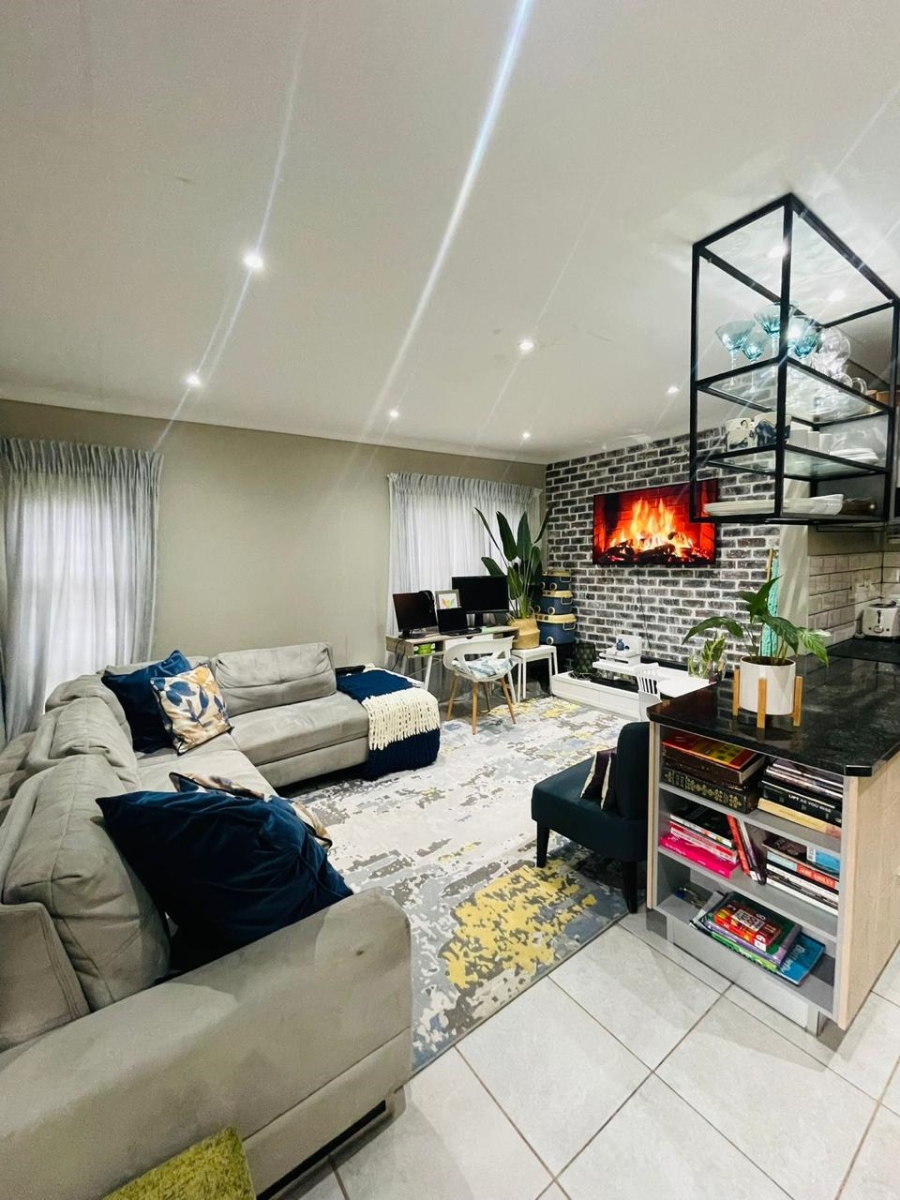 3 Bedroom Property for Sale in Lotus Gardens Gauteng