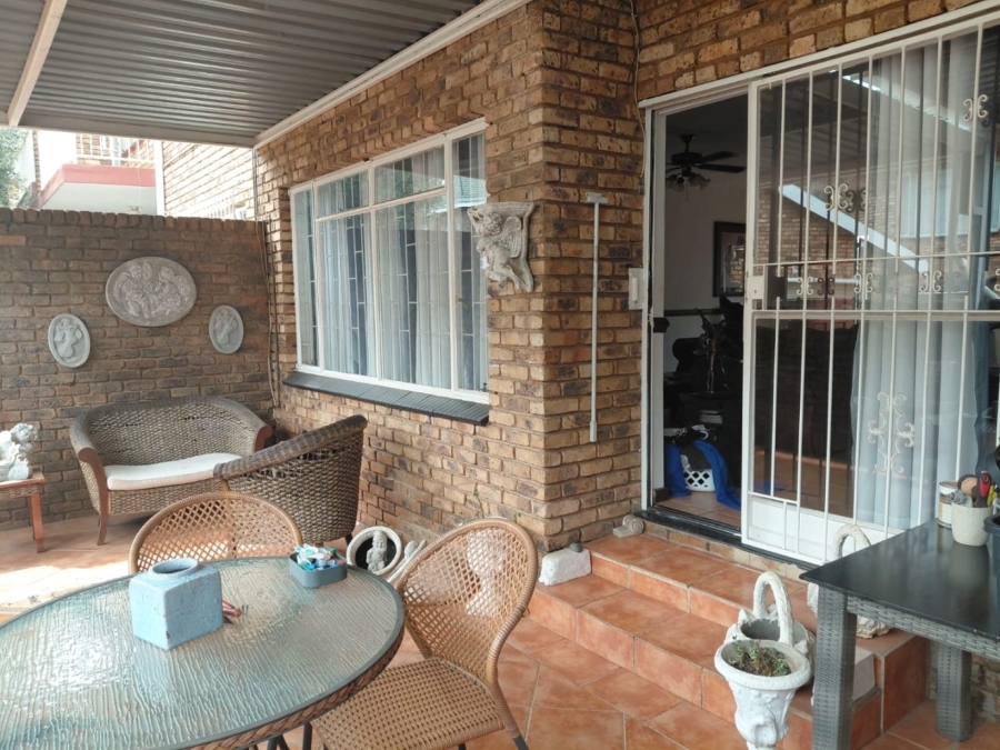 3 Bedroom Property for Sale in Wonderboom Gauteng