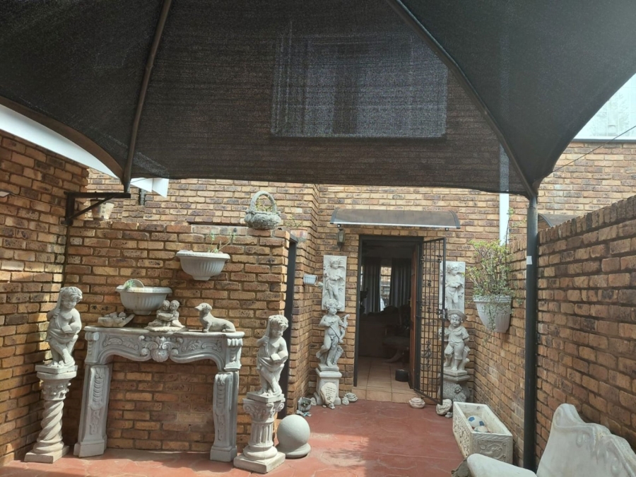 3 Bedroom Property for Sale in Wonderboom Gauteng