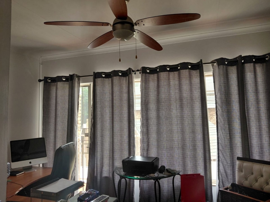 3 Bedroom Property for Sale in Wonderboom Gauteng