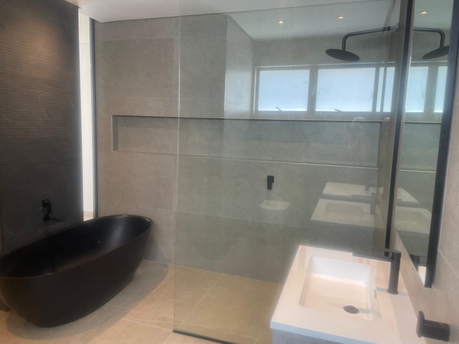 To Let 4 Bedroom Property for Rent in Bryanston Gauteng