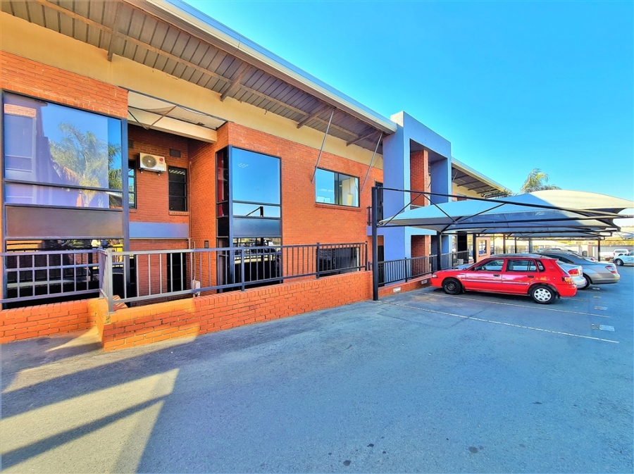 To Let commercial Property for Rent in Ruimsig Gauteng