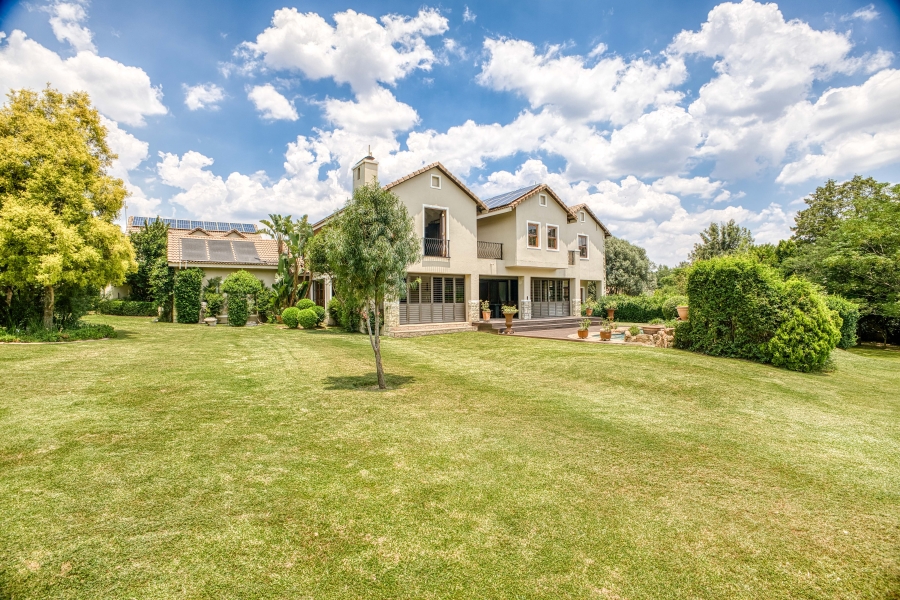 5 Bedroom Property for Sale in Chartwell Gauteng