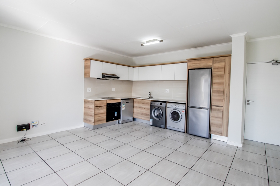 To Let 1 Bedroom Property for Rent in Waterfall Country Estate Gauteng