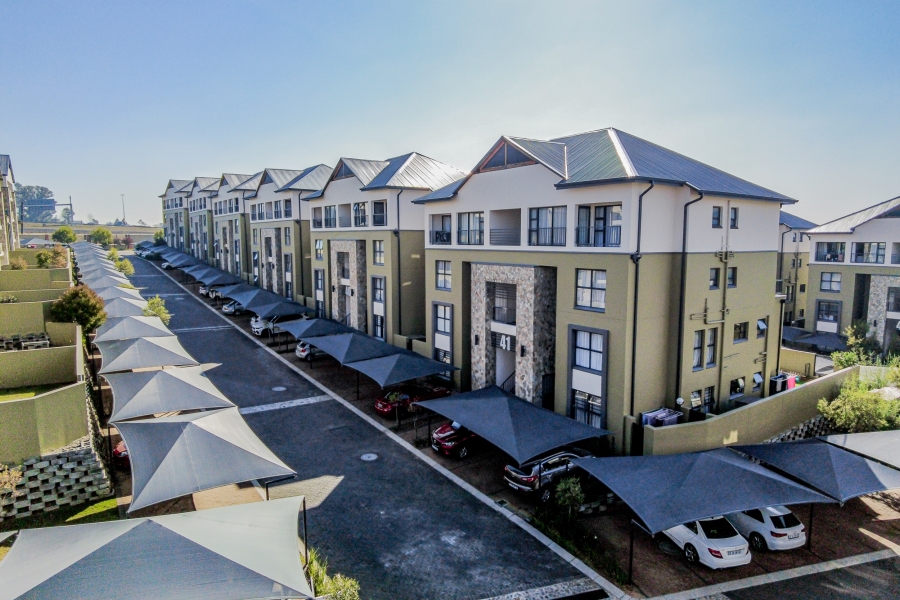 To Let 1 Bedroom Property for Rent in Waterfall Country Estate Gauteng