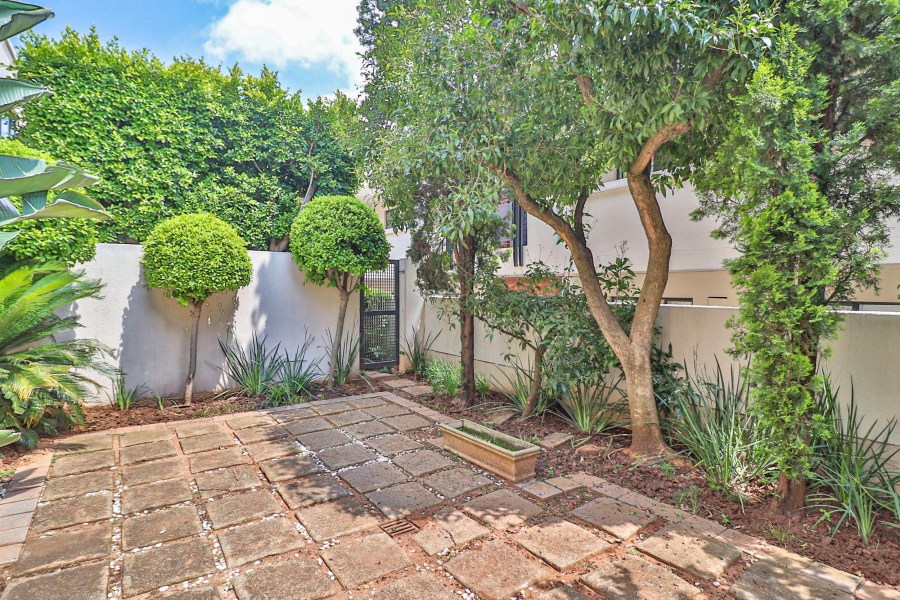 2 Bedroom Property for Sale in Morningside Gauteng