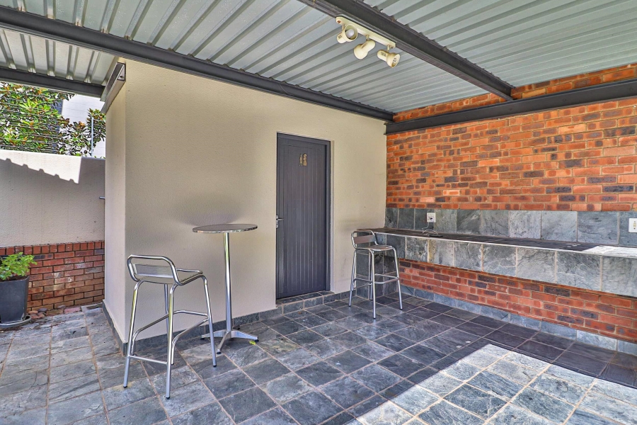 2 Bedroom Property for Sale in Morningside Gauteng